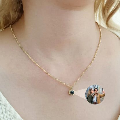 Collier Personnalisé avec Photo – Un Souvenir Unique à Porter