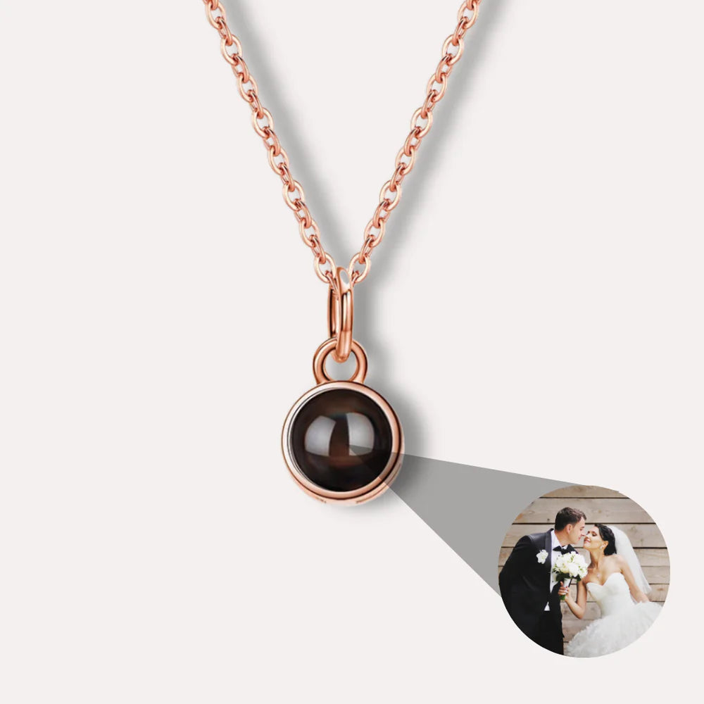 Collier Personnalisé avec Photo – Un Souvenir Unique à Porter