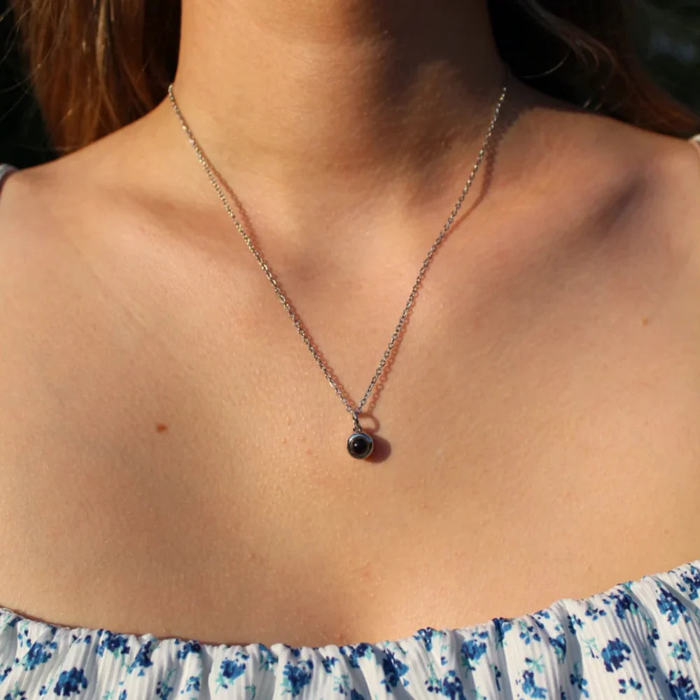 Collier Personnalisé avec Photo – Un Souvenir Unique à Porter